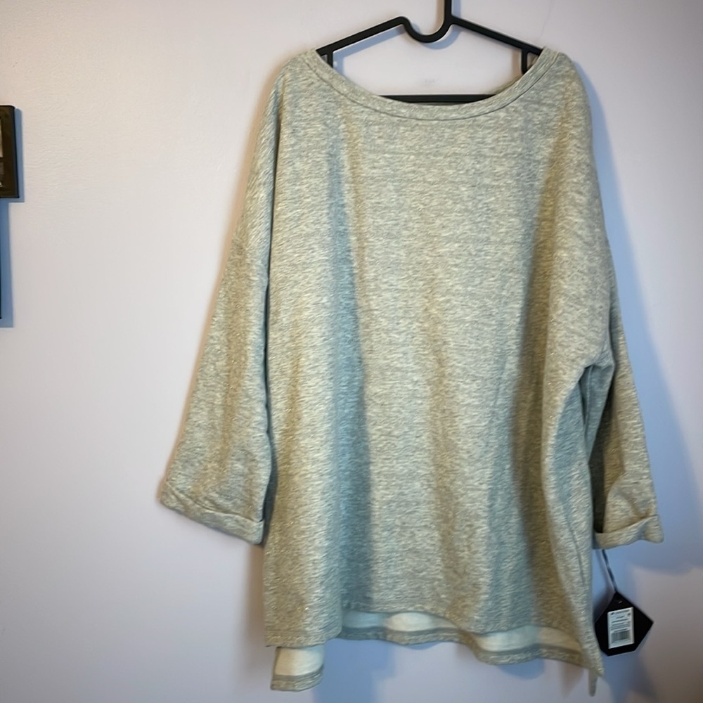 Ava & Viv Gray Shine Stripe Sweater 3/4 Sleeve size 3X (24W/26W)